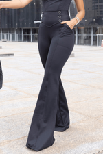 Calça Flare com Botões e Bolso Preto