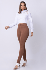 Calça Skinny Básica com Bolsos Empina Bumbum Marrom