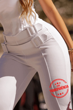 Calça Flare com Cinto Empina Bumbum Branco